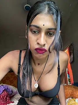 Decent_girl_001 Show in webcam