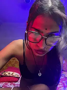 Decent_girl_001's Webcam Show