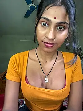 Decent_girl_001's Webcam Show