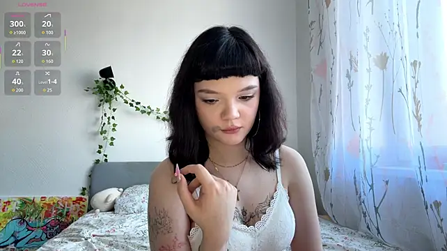 CurlieDoll Webcamshow