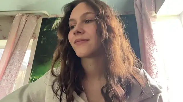 EllynDinchern Webbikameraesitys