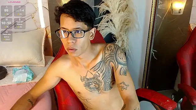 Show modela Andrew_Hardy na web-kameri