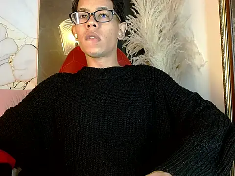 Show modela Andrew_Hardy na web-kameri