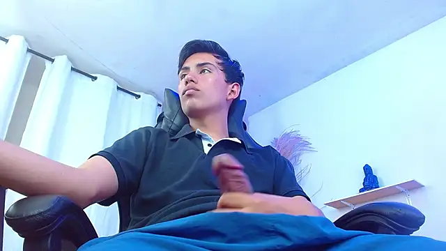 angelocum18 Webcamshow