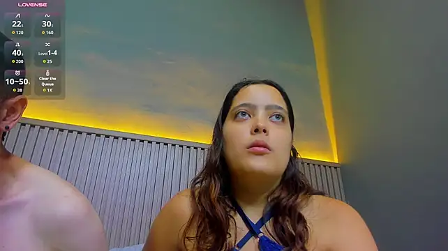 Show de Laura_y_camilo na webcam