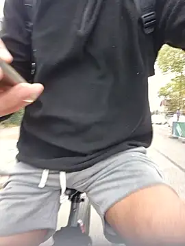 daddy_bigdick40: διαδικτυακό σόου στην κάμερα