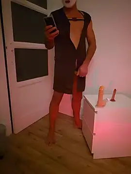 Webkamerová show daddy_bigdick40