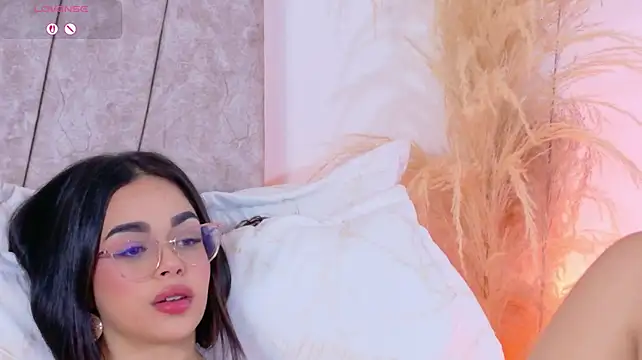 Maddie_Evanss Live XXX-Chat