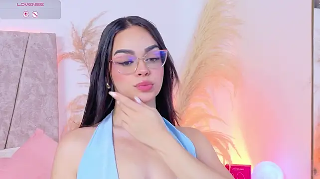 Chat +18 de Maddie_Evanss ao vivo