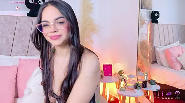 Chat +18 de Maddie_Evanss ao vivo