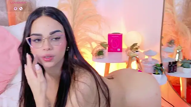 Pokazy przed kamerką – Maddie_Evanss