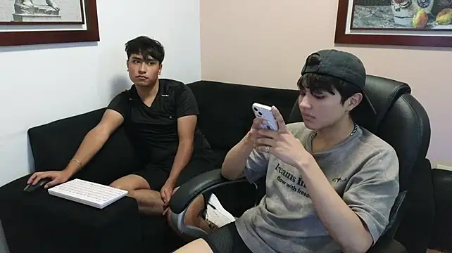 عرض كام bratbuddies