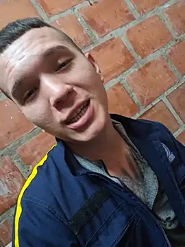 Вебкам-шоу Mikedotow