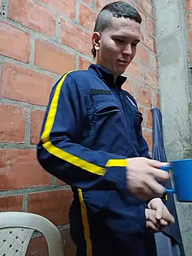 Mikedotow webcam show
