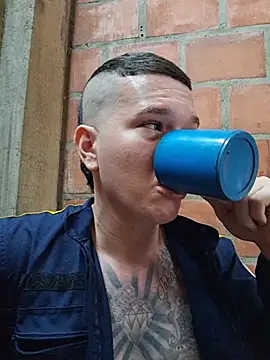 Mikedotown Webbikameraesitys