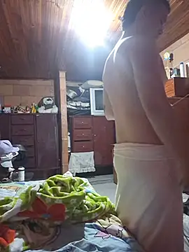 Show de Mikedotow na webcam