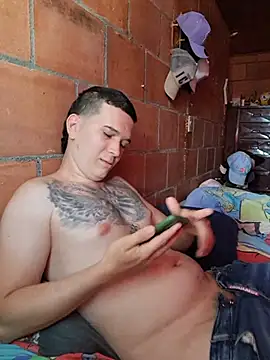 Mikedotow: вебкам-шоу