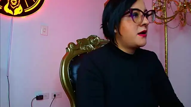 kiara-vossn Live XXX chat