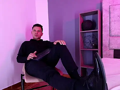 Hey_Noaah Webcam show
