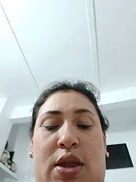 Hot_bella12's Webcam Show