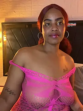 Chat +18 de Ayla_Nuit ao vivo