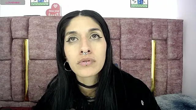 Show modela FRANCHESCA_LOVE_ na web-kameri