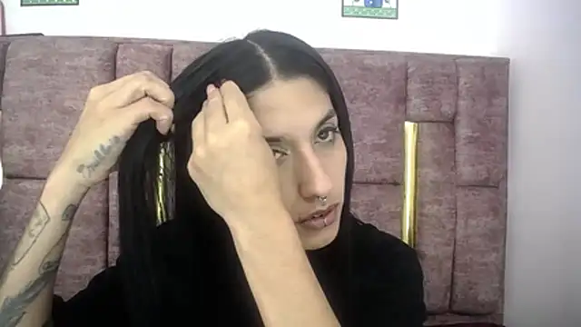 FRANCHESCA_LOVE_'s Live XXX Chat