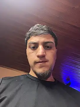 MILU_SLAVEn Webbikameraesitys