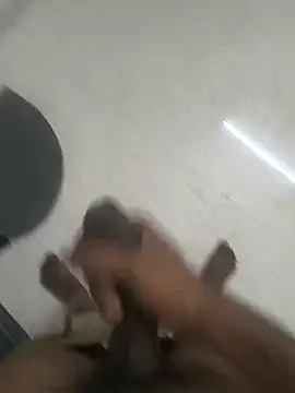 nithisg1223's Webcam Show