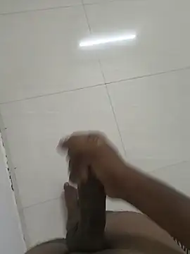 Pertunjukan Kamera Web nithisg1223