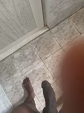 nithisg1223 Show Webcam