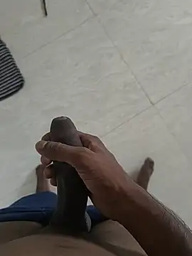 nithisg1223 Show in webcam