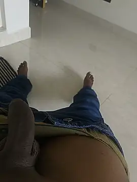 Show modela nithisg1223 na web-kameri
