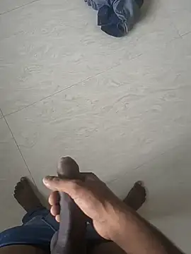 nithisg1223 Show Webcam