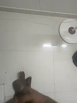 nithisg1223 Show in webcam