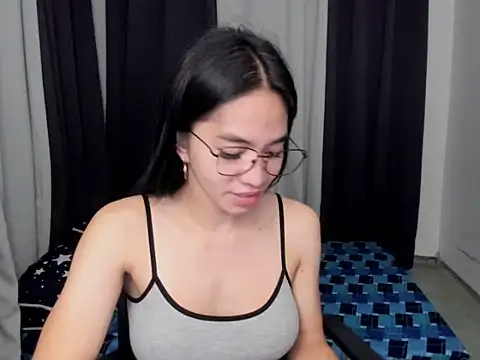 SexyAsianMarian 网络视讯表演