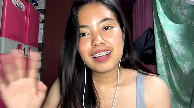 EwaGuzi Pertunjukan Webcam
