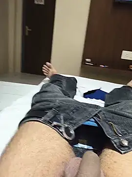 הופעת וובקאם של Punjabi_Ladka