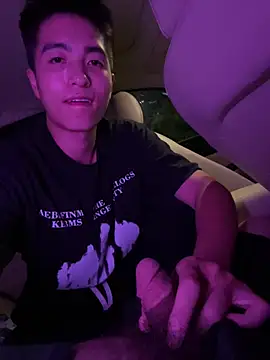 lovekiss888 网络视讯表演