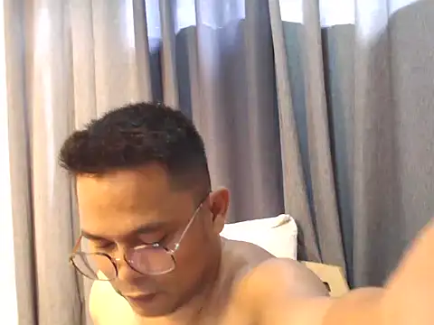 Sensualcharlie Pertunjukan Webcam