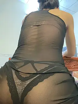 NINA2102 Show Webcam