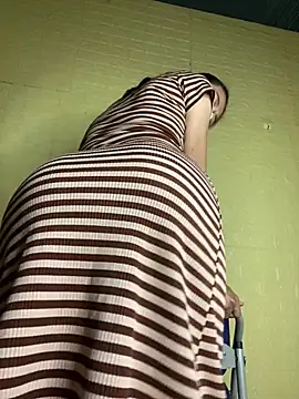 NINA2102's Webcam Show