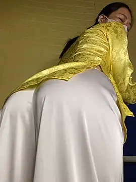 NINA2102 Show Webcam