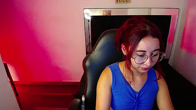 Lyrarose__'s Webcam Show