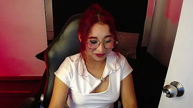 Lyrarose__'s Live XXX Chat