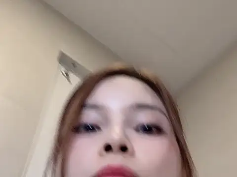 Joywang99 在線直播表演