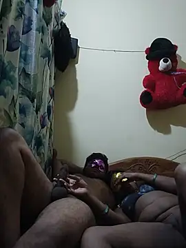 Webkamerová show lalitha_couple