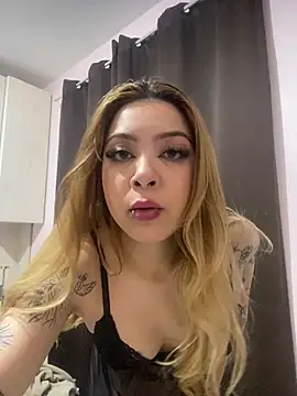 LittleBadDoll Chat XXX live