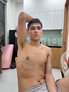 Adrian_Coles Show in webcam