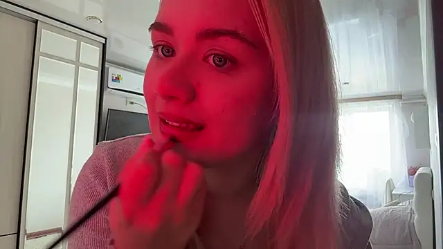 Kaderii1's Live XXX Chat